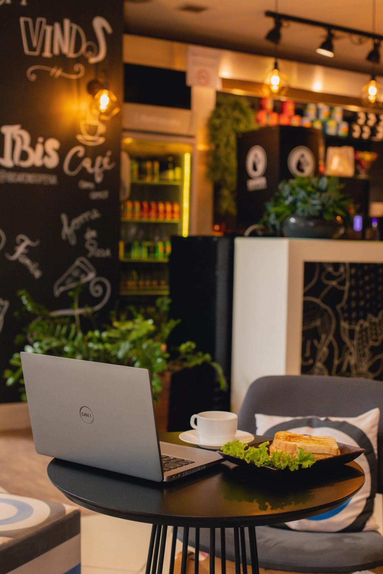 Ibis Budget Bh Afonso Pena Savassi 贝洛哈里桑塔 外观 照片